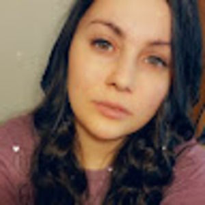 Meet your Posher, Cassandra